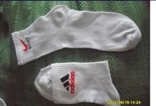 廠家直供批發，超低價按斤銷售絲襪、棉襪、童襪，附詳細價格與圖片說明