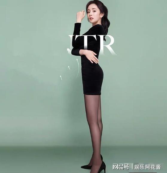 楊冪無痕絲襪穿搭解析 細節巧思如何點亮整體造型